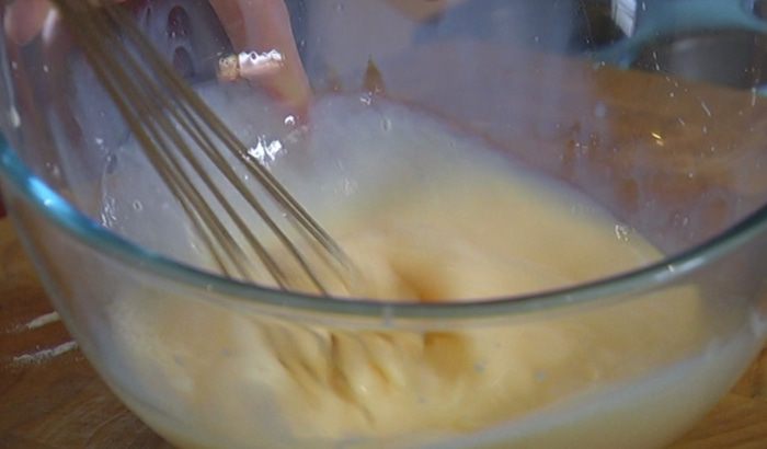 Шоколадные маффины с черешней 