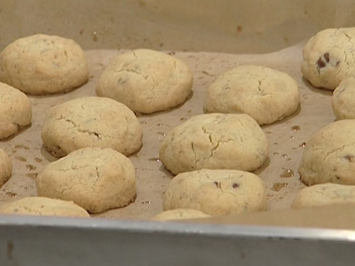 Песочное печенье с орехами пекан  