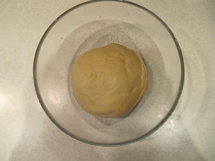 Булочки с шоколадом, вишней и песочной крошкой