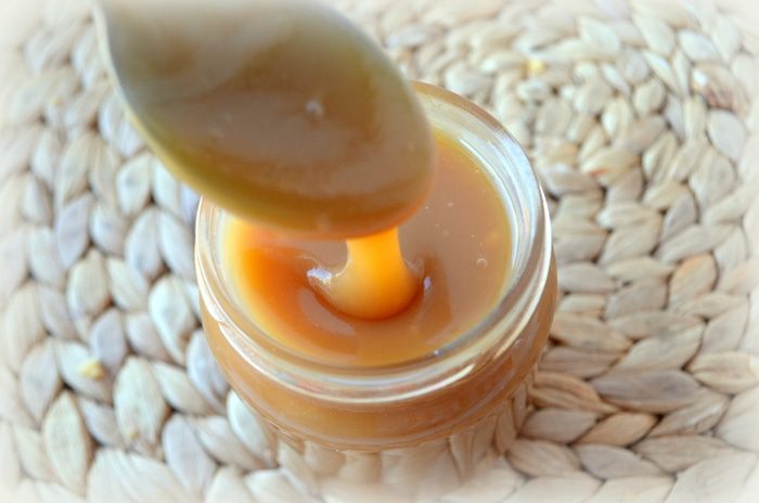 Песочный пирог со сметанной карамелью