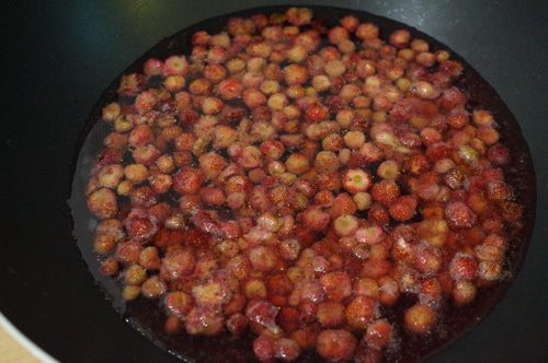 Фруктовый салат в винном желе