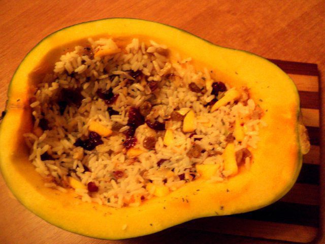 Курица, запеченная в тыкве