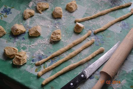 Чесночные крендельки