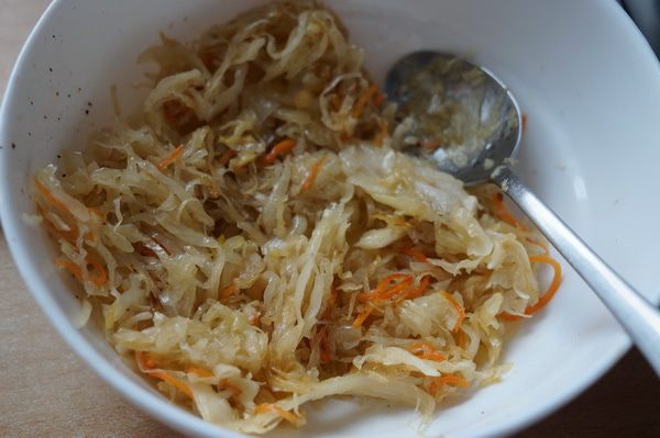 Пирожки с квашеной капустой