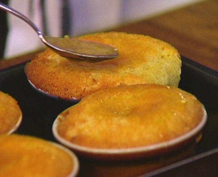 Лимонные кексы с карамелью