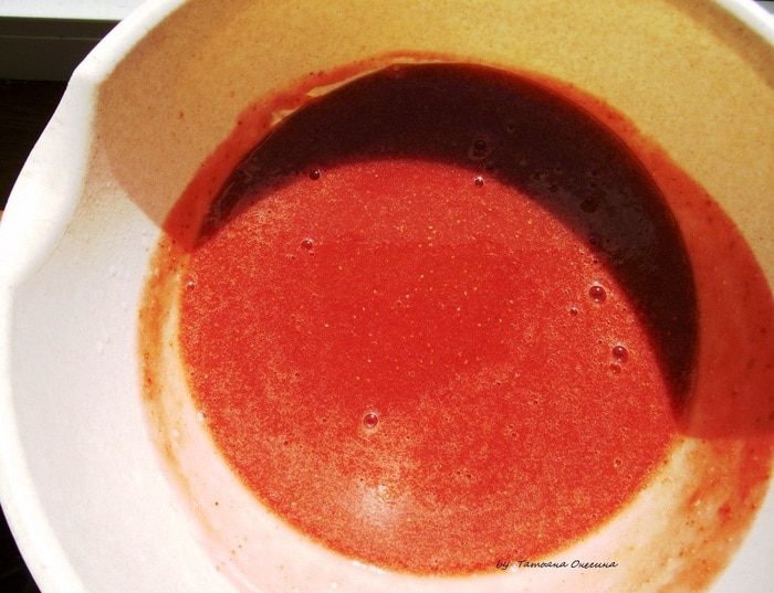 Шоколадный мусс с клубникой