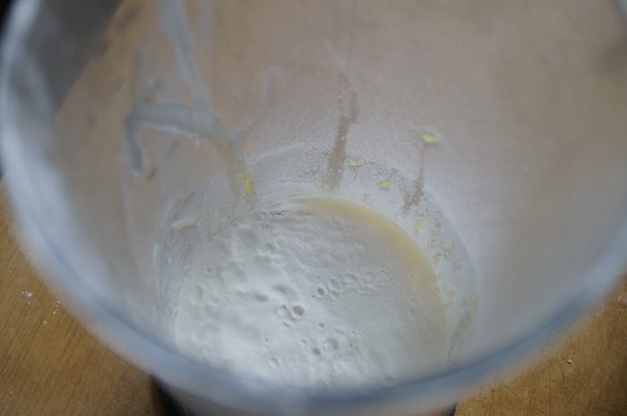 Лимонный тарт со швейцарской меренгой и лимонными чипсами