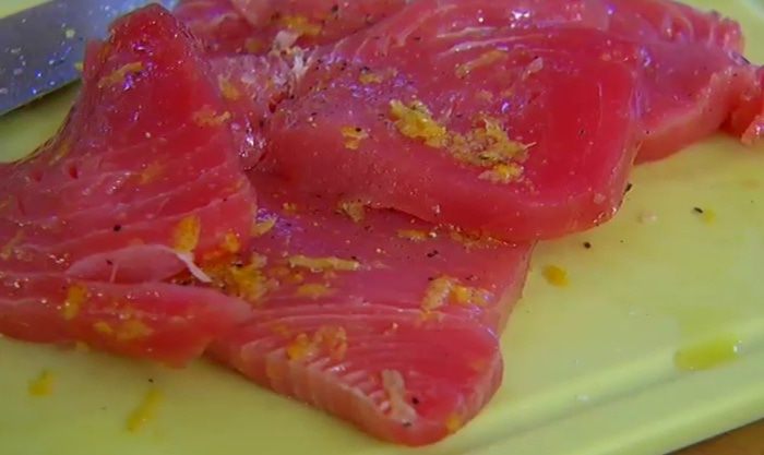 Закуска из тунца с цукини и картофелем