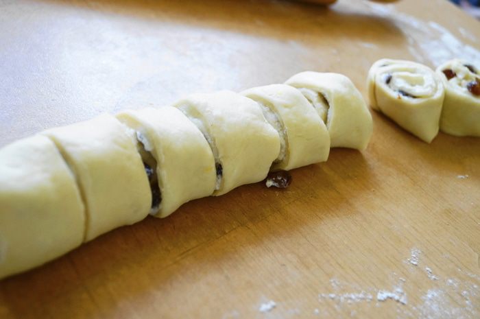 Булочки-улитки с начинкой из творожного сыра