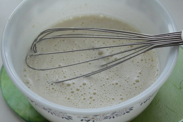 Пирог с брусникой и заварным кремом