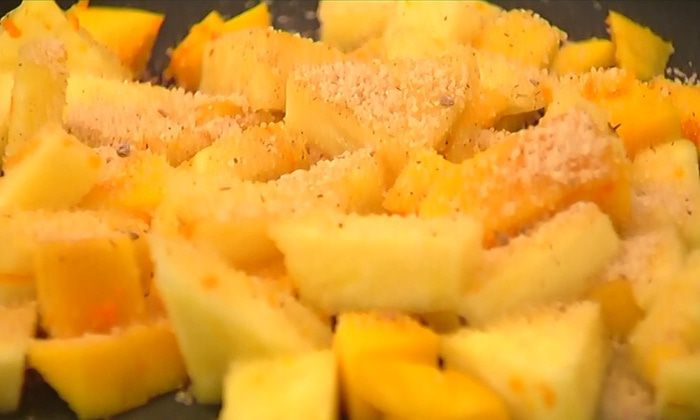 Рис на кокосовом молоке с манго и ананасом 