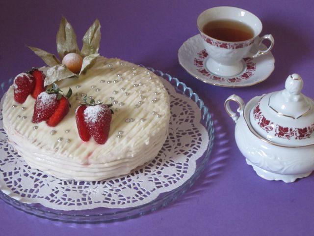 Торт-мороженое с безе