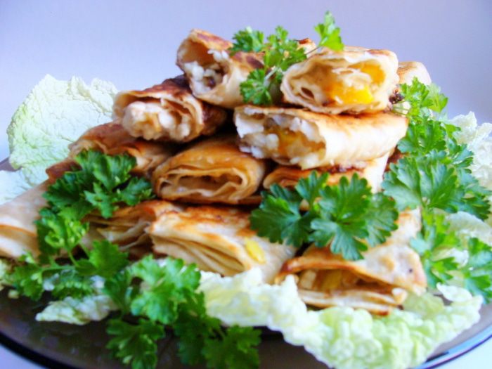 Трубочки из лаваша с начинкой