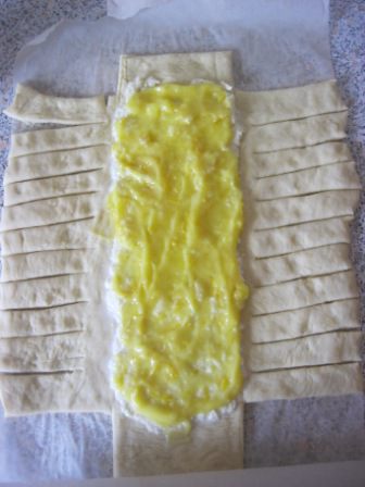 Пирог-косичка со сливочно-лимонной начинкой