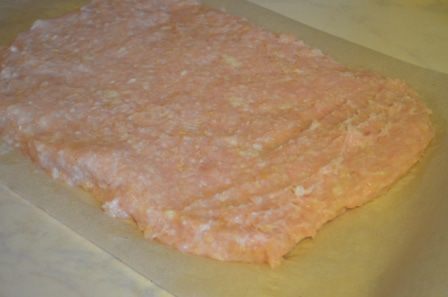 Нежнейший куриный рулет с омлетом