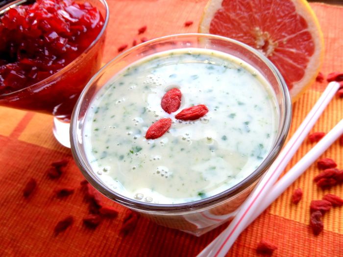 Напиток &amp;quot;Шпинатно-витаминное безобразие&amp;quot;