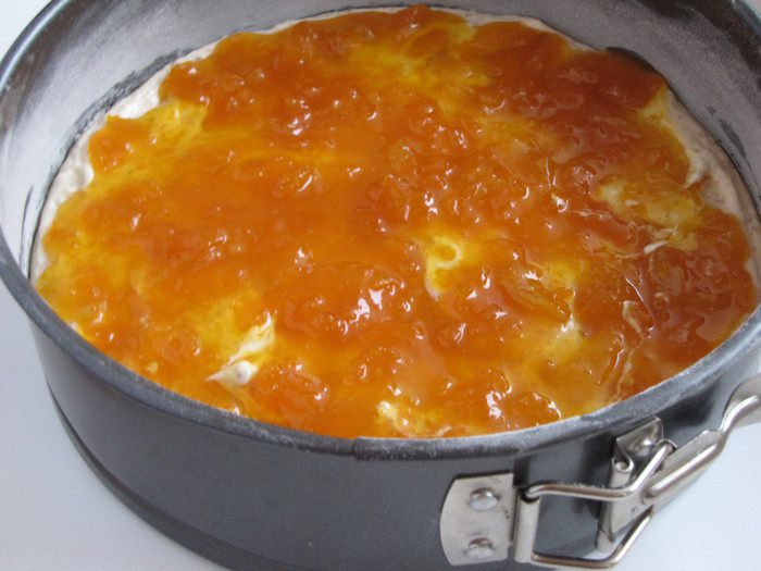 ореховый пирог с апельсиновым конфи