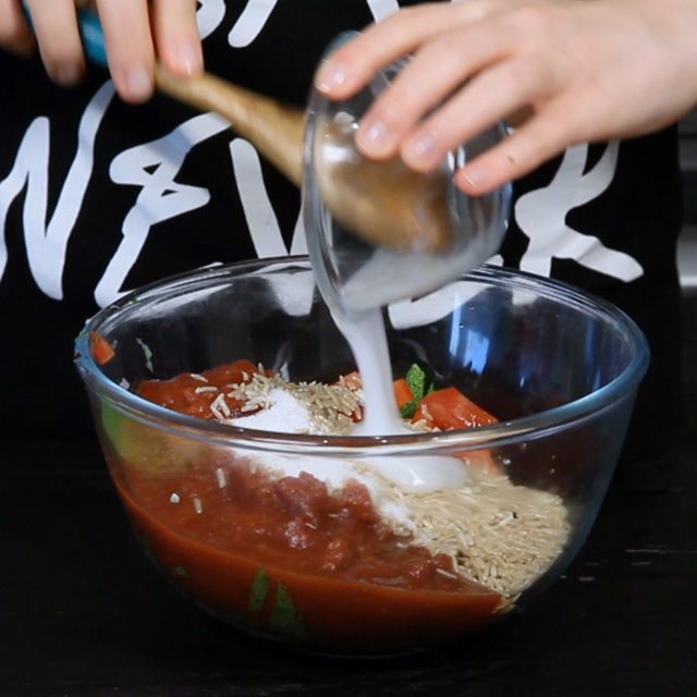 Фаршированный перец с рисом и мятой