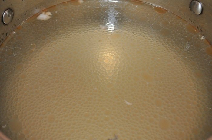 Томатный суп с морепродуктами и рисом