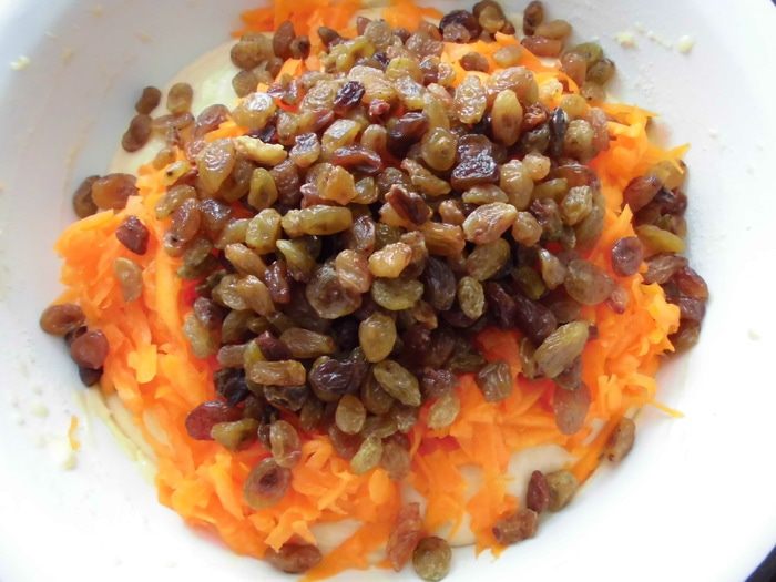 Пряный тыквенный пирог с творожным кремом