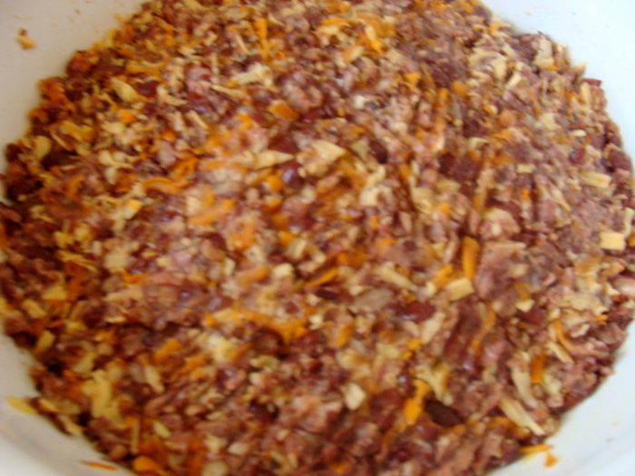 Фаршированные перцы с мясом, фасолью и сыром