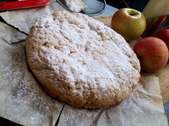 Яблочно-овсяный пирог