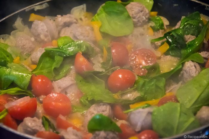 Паста с итальянскими колбасками