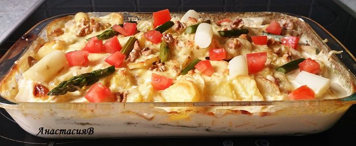 Гратен из спаржи и картофеля