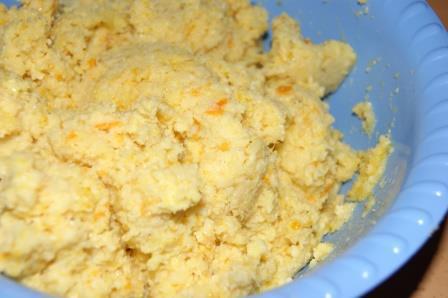 Апельсиновый кекс с миндальной мукой