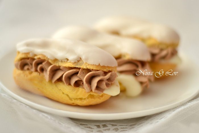 Эклеры со сливочно-шоколадным кремом (Ekler fánk)