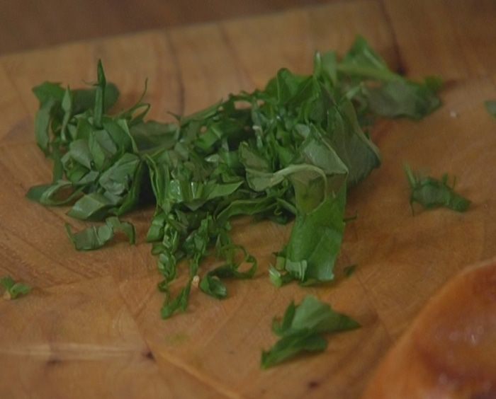 Кростини с оливками и нутом 