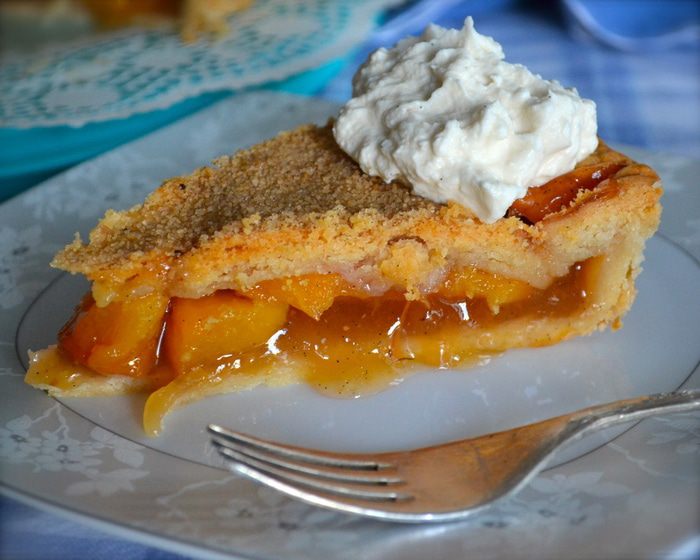 Персиковый пай с ванилью (Vanilla Bean Peach Pie)