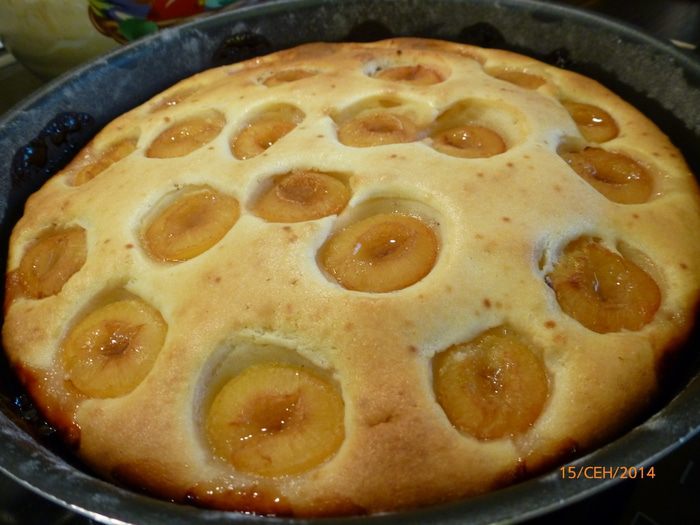 Сливовый пирог с маскарпоне