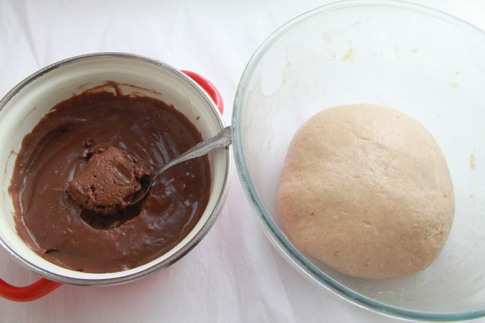 Шведские колобки из спельты с шоколадным кремом