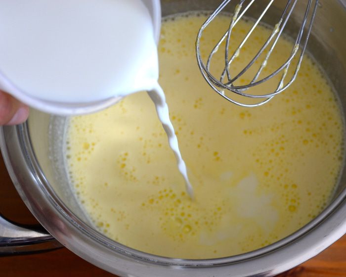 Сливочное мороженое с халвой