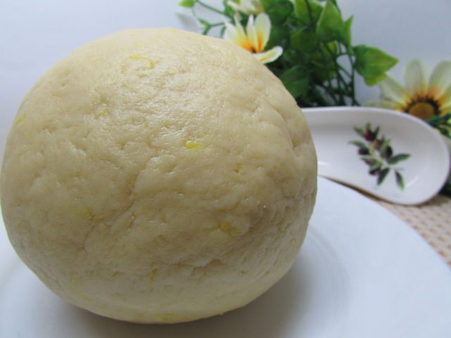 Сырное печенье с маслинами и ароматом лимона