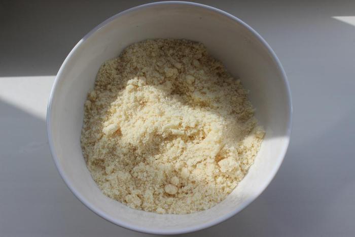 Кокосово-миндальное мороженое а-ля Рафаэлло