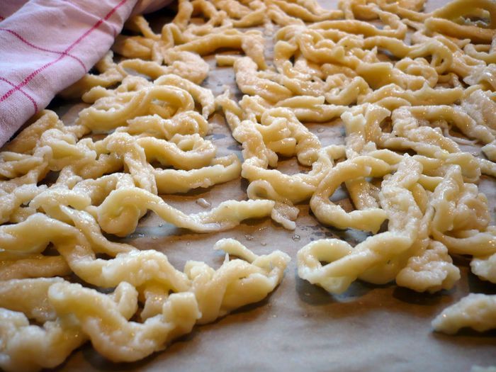 Швабский суп с домашними шпецле (Gaisburger Marsch)