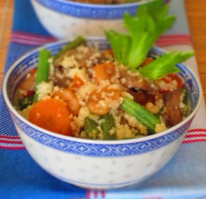 Кускус с грибами, креветками и стручковой фасолью