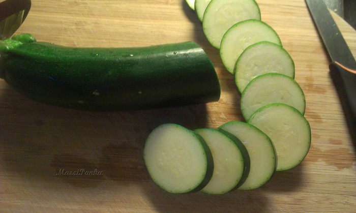 Девчачий теплый салат