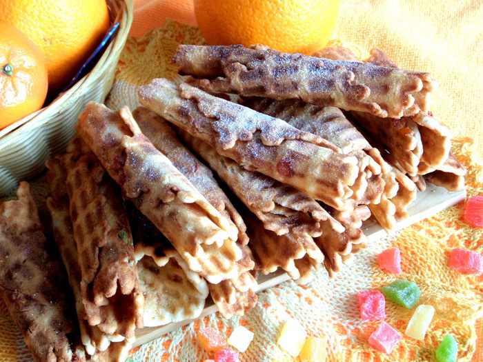 Хрустящие вафли с цукатами