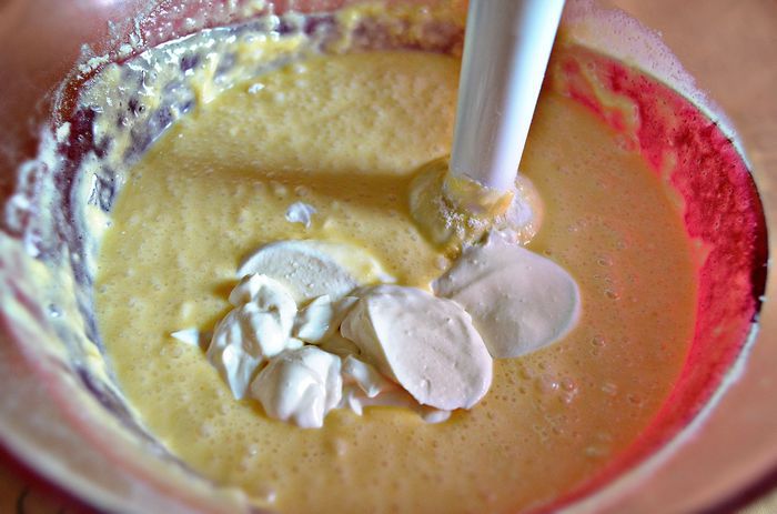 Пасхальный кекс со сливочной начинкой