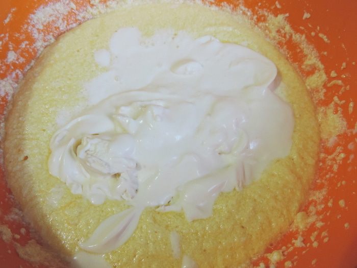 Тертый пирог со сливами