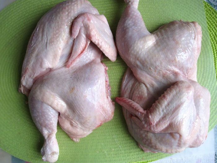 Куриные рулетики с сырным соусом