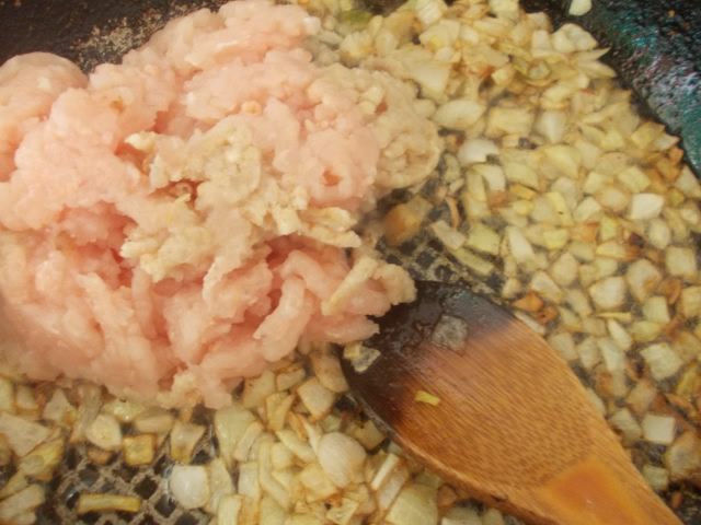 Баклажаны, фаршированные курицей