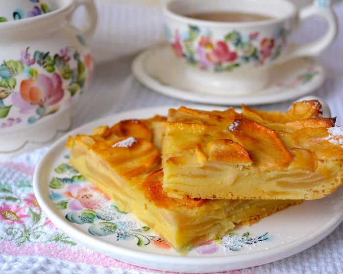 Французский яблочный пирог (Gâteau invisible aux pommes)