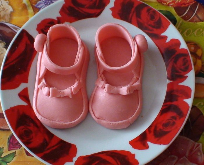 Детские туфельки из мастики