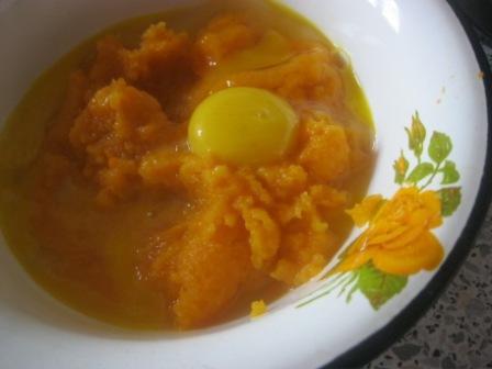 Сдобные тыквенные булочки с корицей