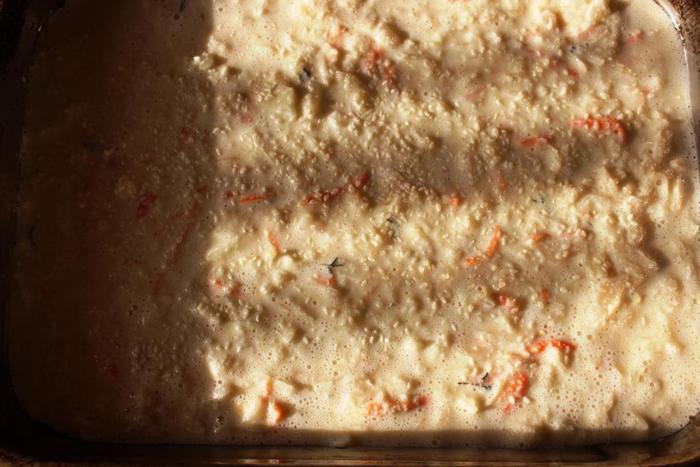 Манный пирог с квашеной капустой