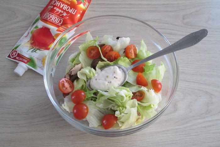 Салат с курицей и шампиньонами